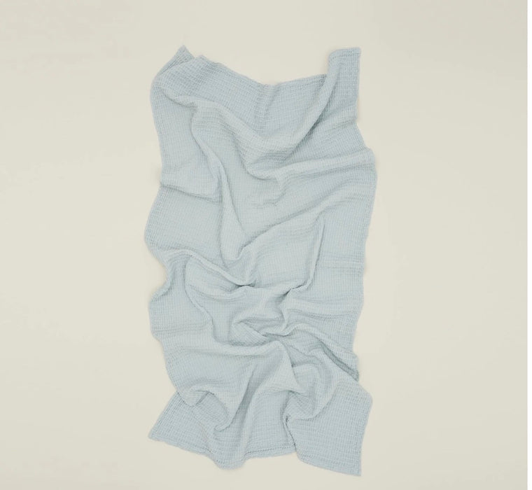 HAWKINS NY - SIMPLE WAFFLE TOWEL:  SKY