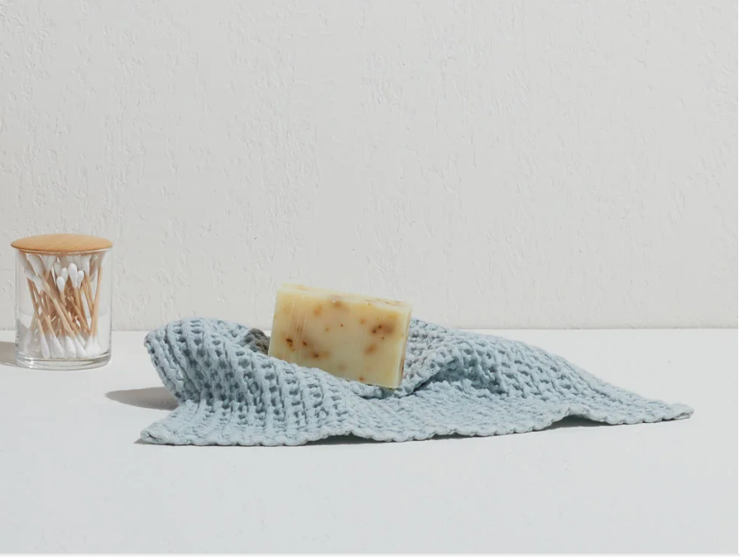 HAWKINS NY - SIMPLE WAFFLE TOWEL:  SKY