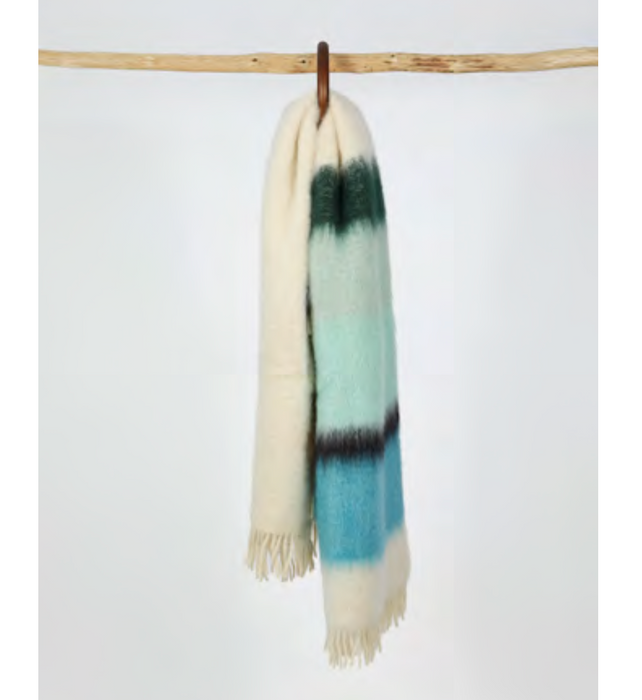 MANTA ESCARAY: THROW SERENITY No 37   52" x 79"