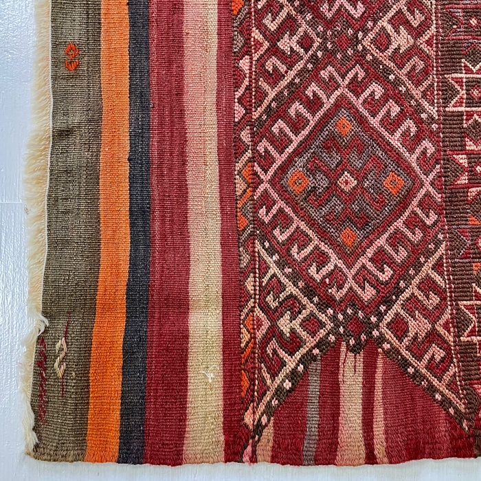 VINTAGE ADIYAMAN  KILIM No 22  -  2'6 x 3'8"