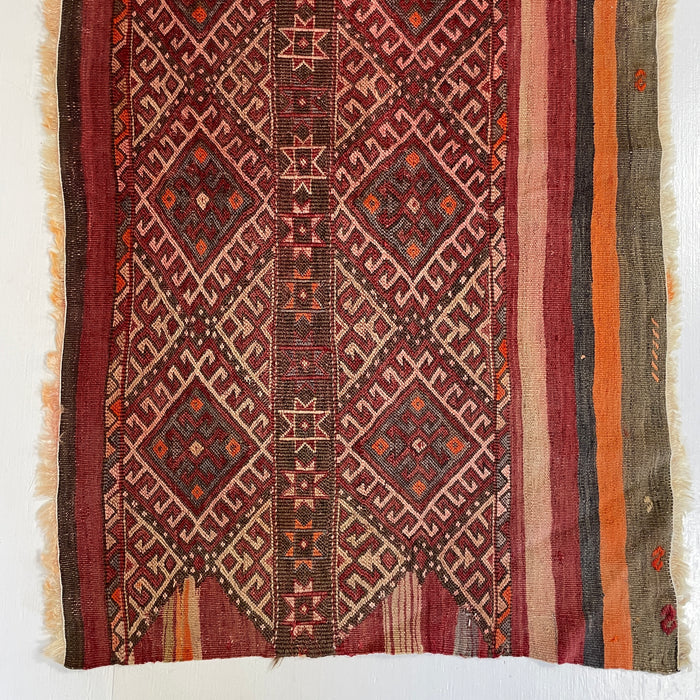 VINTAGE ADIYAMAN  KILIM No 22  -  2'6 x 3'8"