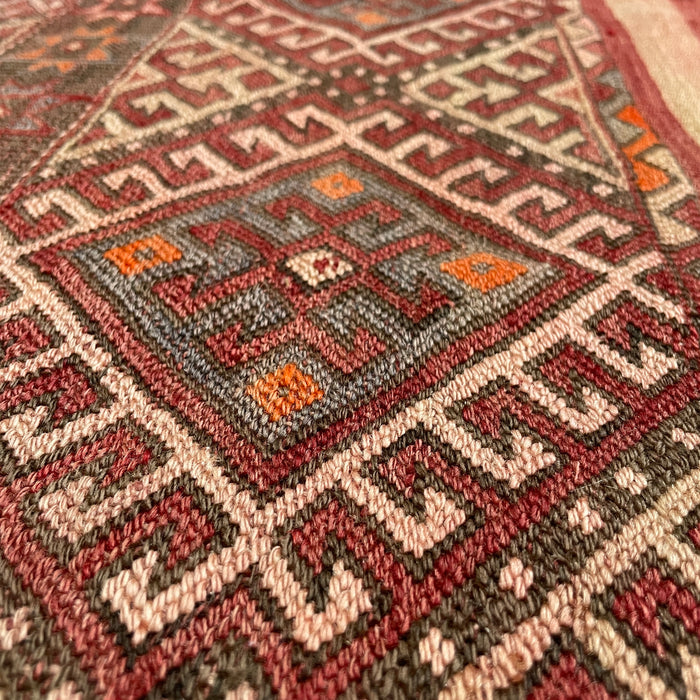 VINTAGE ADIYAMAN  KILIM No 22  -  2'6 x 3'8"