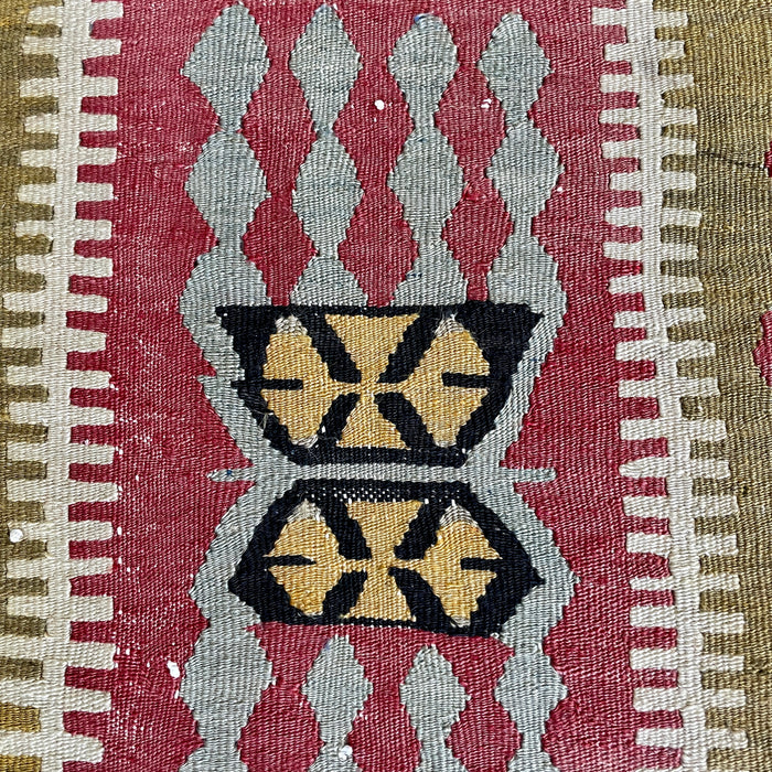 VINTAGE ANATOLIAN KILIM No 24 - 2'2" x 3'8"