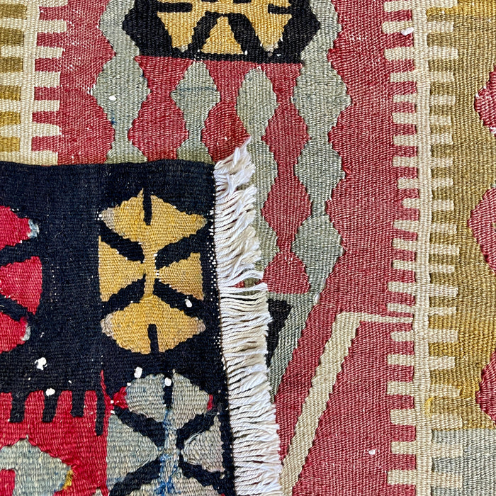 VINTAGE ANATOLIAN KILIM No 24 - 2'2" x 3'8"