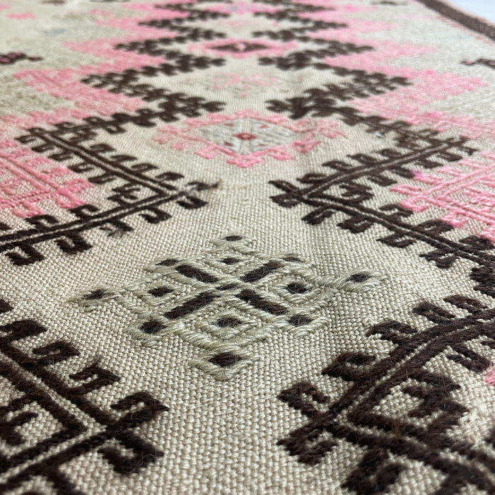 VINTAGE  KILIM No 26  -  4'1 x 6'3"