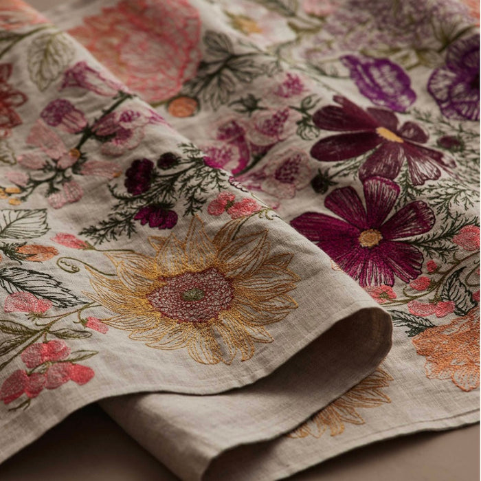 CORAL & TUSK: PARADIS GARDEN TABLERUNNER  18" X 76"