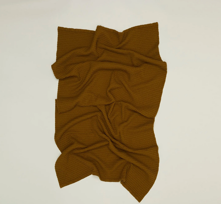 HAWKINS NY - SIMPLE WAFFLE TOWEL:  BRONZE