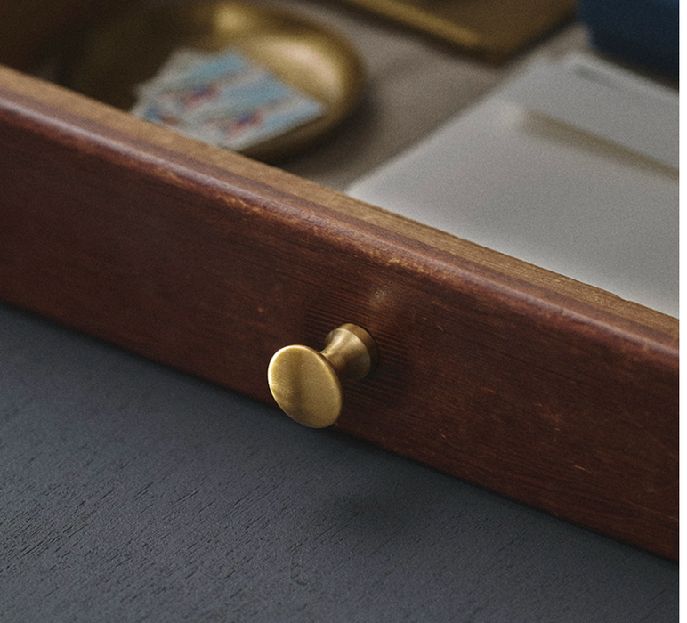 FOG LINEN WORKS: BRASS KNOB OVAL