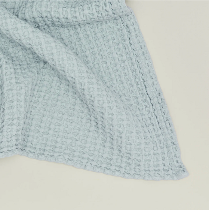 HAWKINS NY - SIMPLE WAFFLE TOWEL - SKY